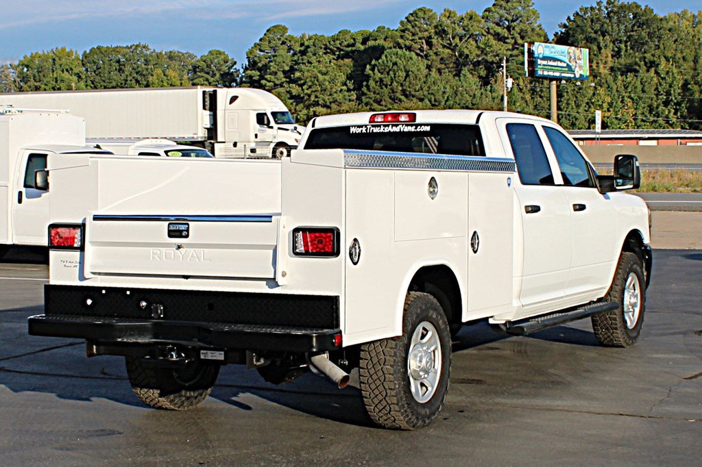 Used 2024 RAM 2500 Tradesman AWD/4WD image 5