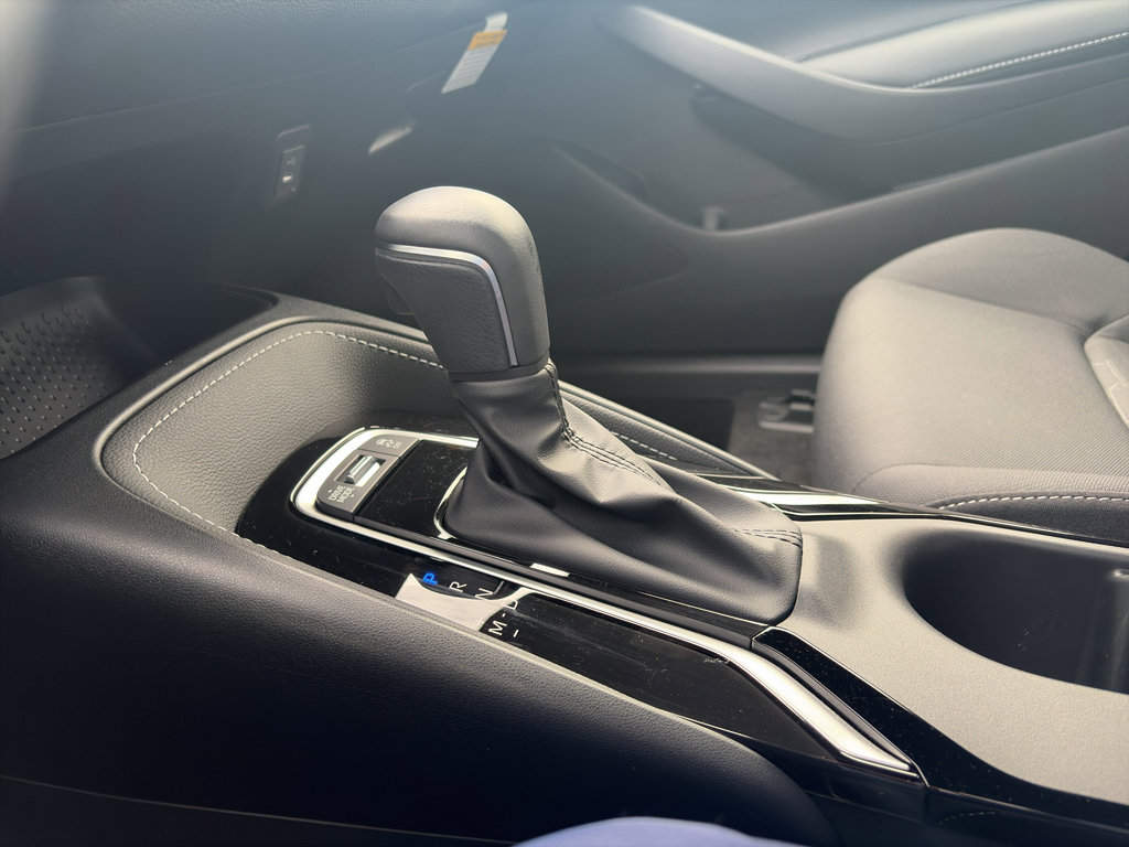 Used 2025 Toyota Corolla SE image 27