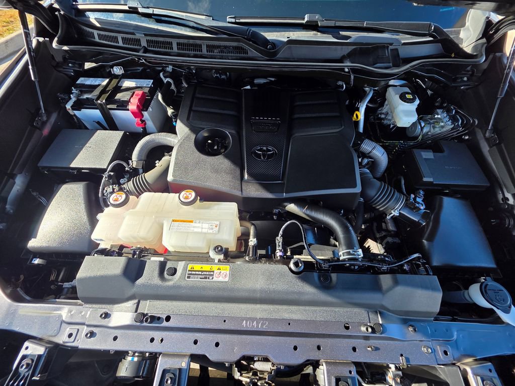 Used 2024 Toyota Tundra Limited image 31