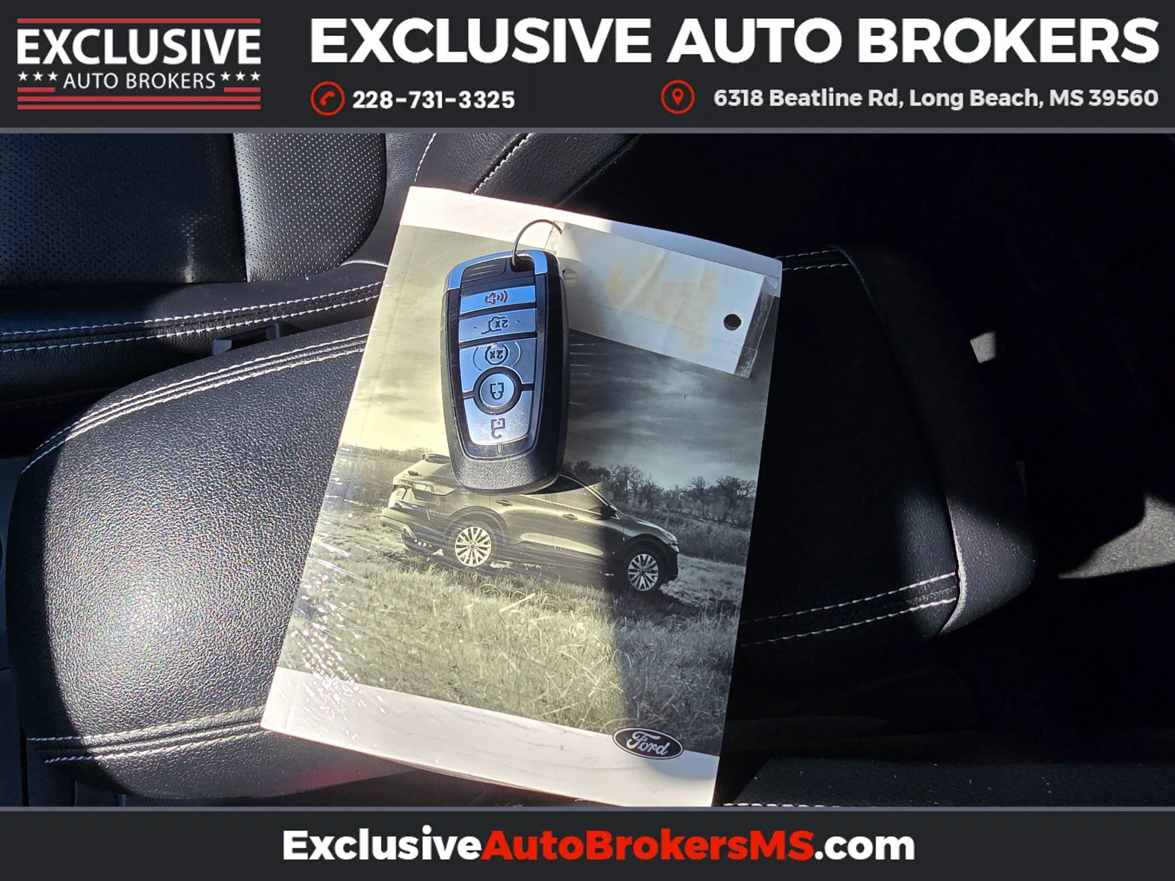 Used 2022 Ford Escape SEL image 34