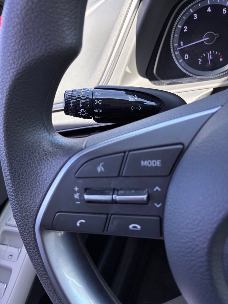 Used 2023 Hyundai Sonata SE w/ Cargo Package FWD image 28