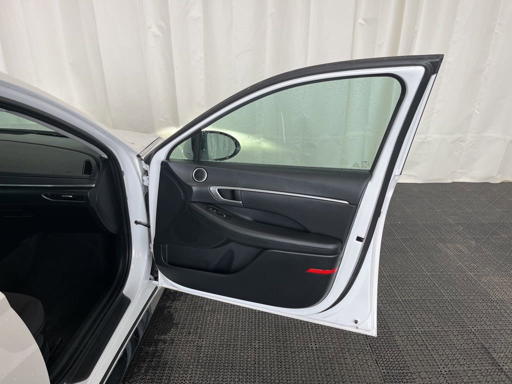 Used 2022 Hyundai Sonata SEL w/ Cargo Package FWD image 18