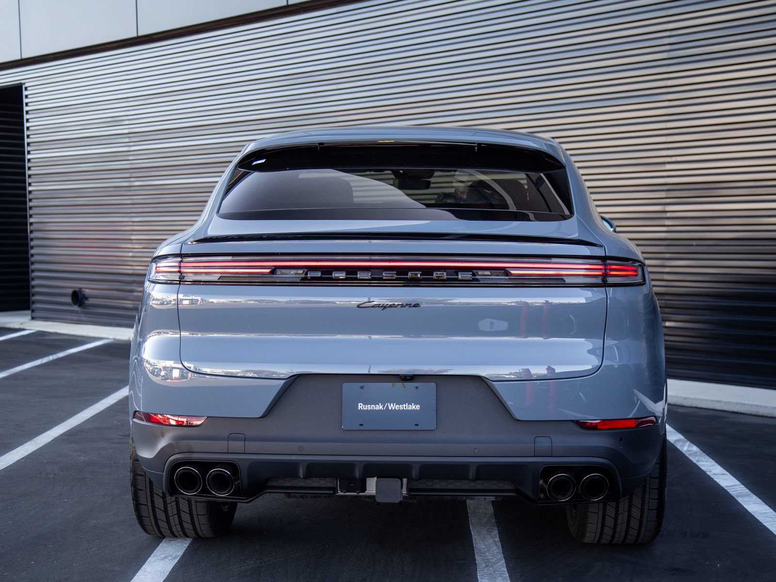 Used 2026 Porsche Cayenne Coupe AWD/4WD image 6