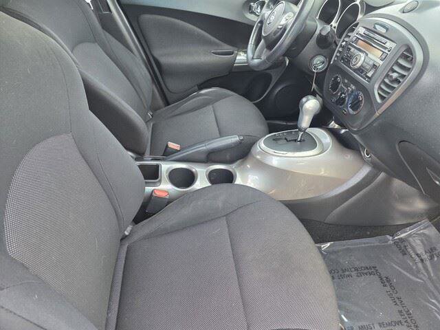 Used 2013 Nissan Juke S FWD image 33