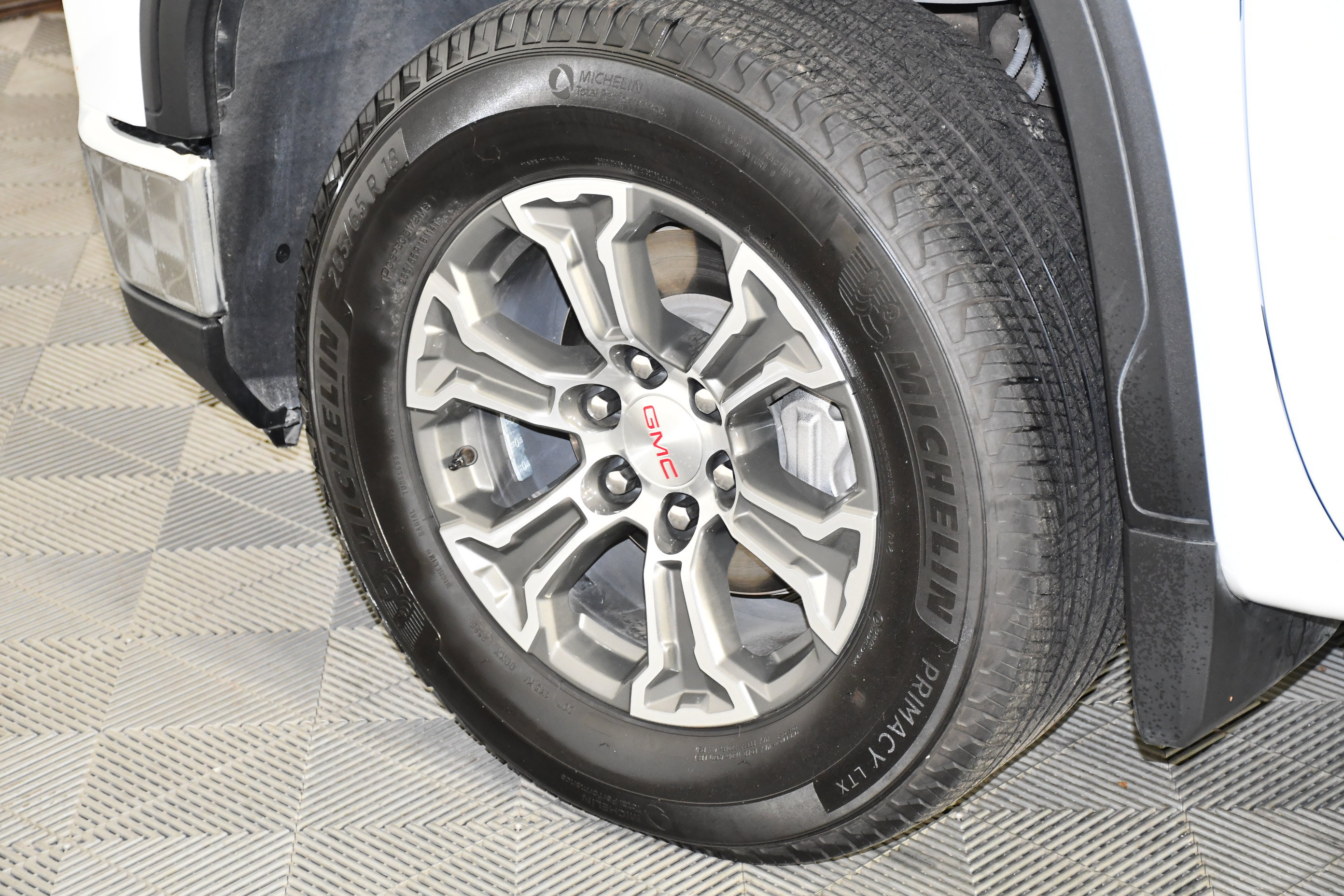Used 2026 GMC Sierra 1500 SLT AWD/4WD image 39