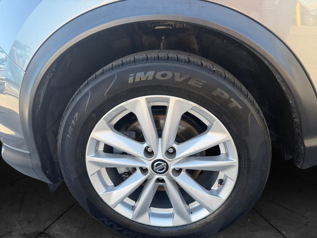 Used 2019 Nissan Rogue Sport SV image 14