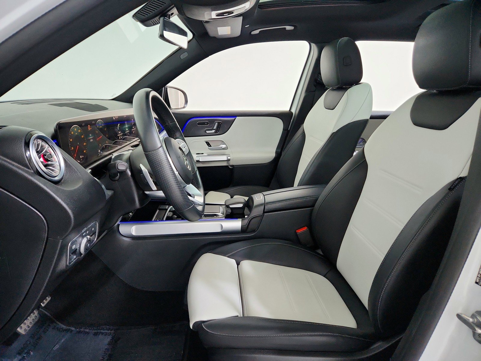 Certified 2022 Mercedes-Benz GLB 250 image 10