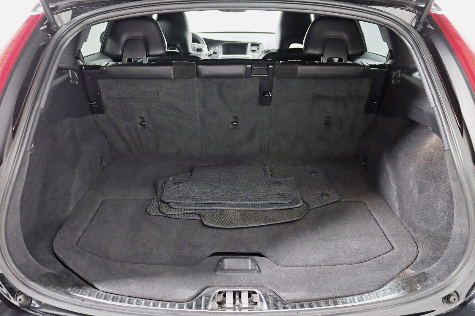 Used 2018 Volvo V60 T6 Polestar image 40