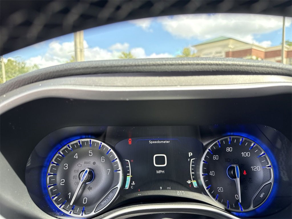 New 2026 Chrysler Pacifica Select image 17