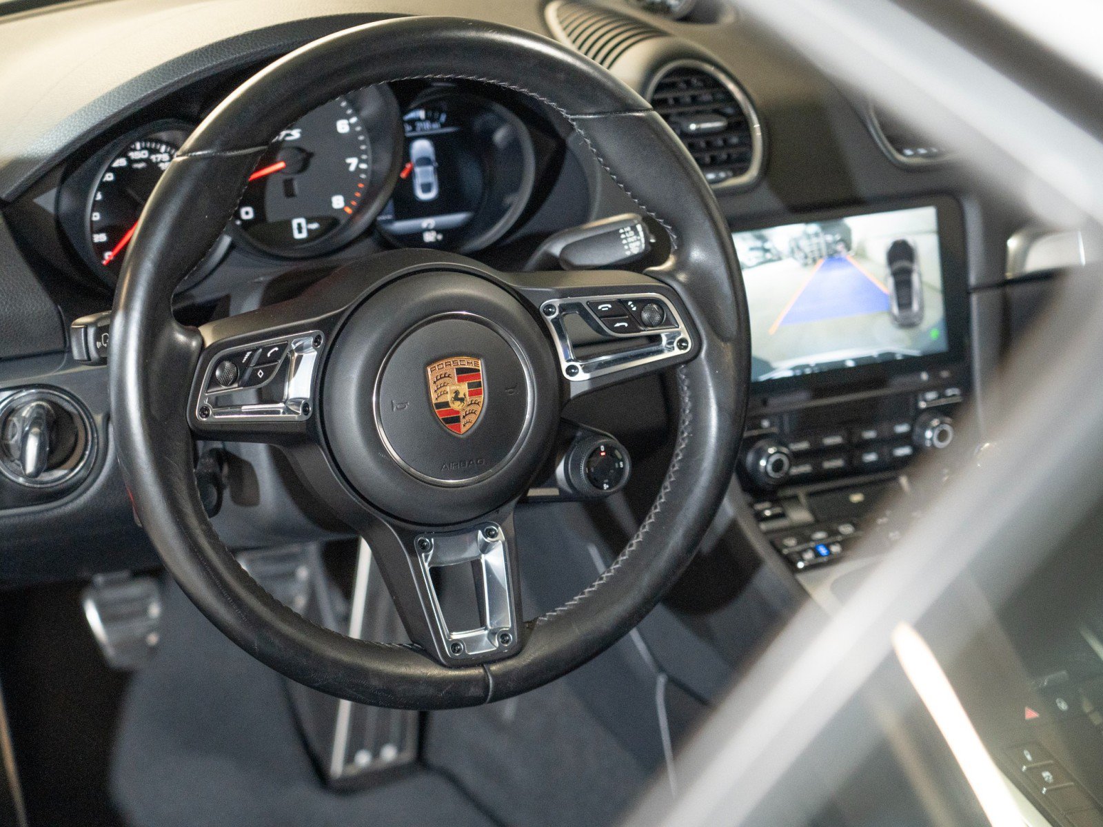 Certified 2018 Porsche 718 Cayman GTS RWD image 15