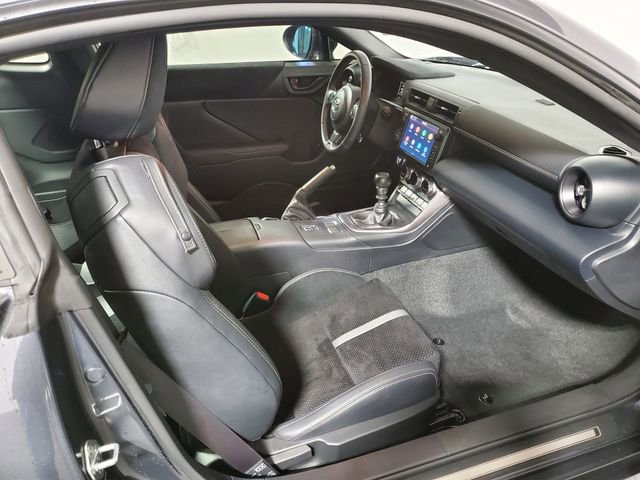 Used 2024 Toyota GR86 Premium image 9