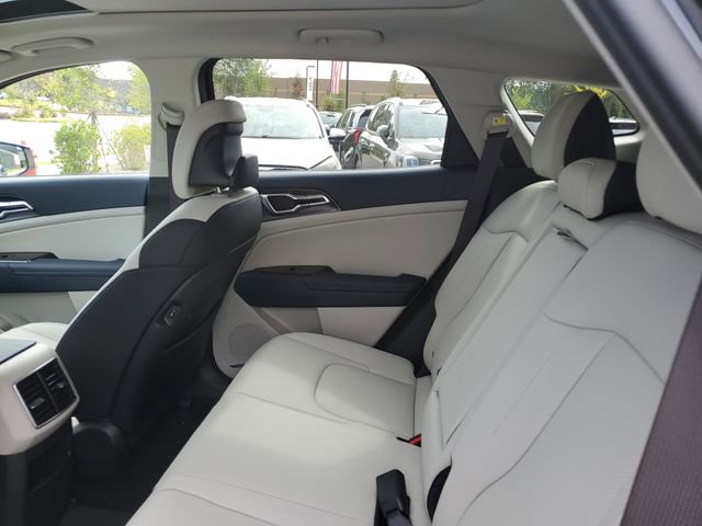 New 2025 Kia Sportage EX w/ EX Premium Package AWD/4WD image 9