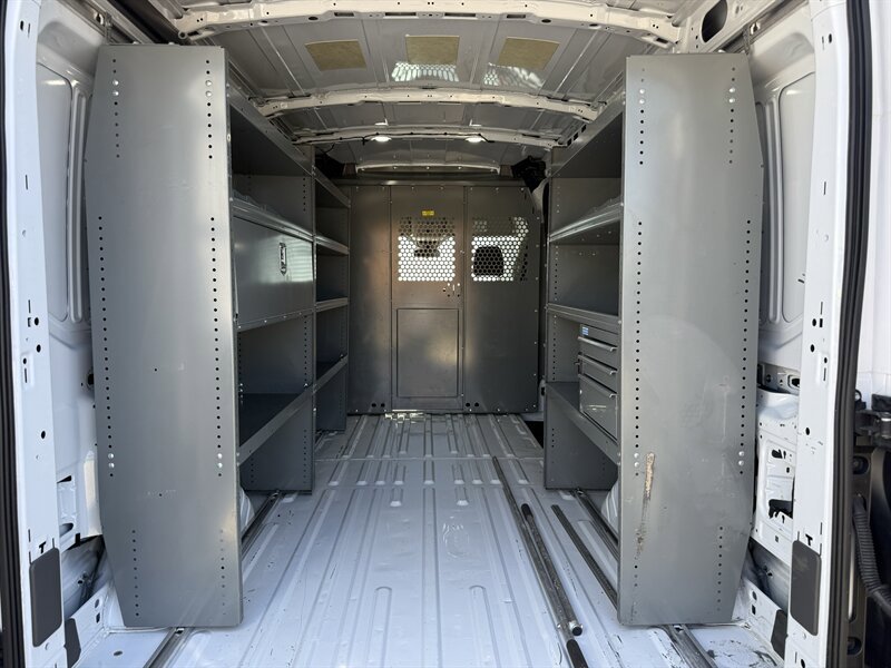 Used 2024 Ford Transit 250 148 Medium Roof RWD image 39