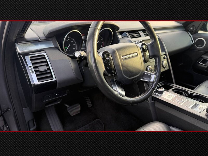 Used 2020 Land Rover Discovery Landmark AWD/4WD image 7