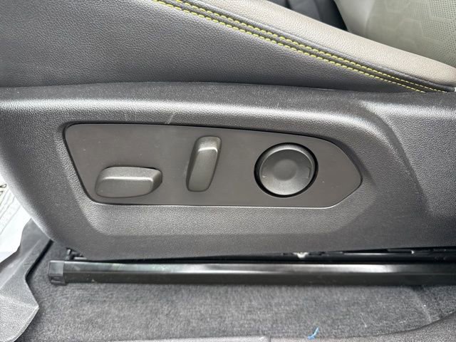 Used 2023 Chevrolet Colorado ZR2 w/ ZR2 Convenience Package III image 15