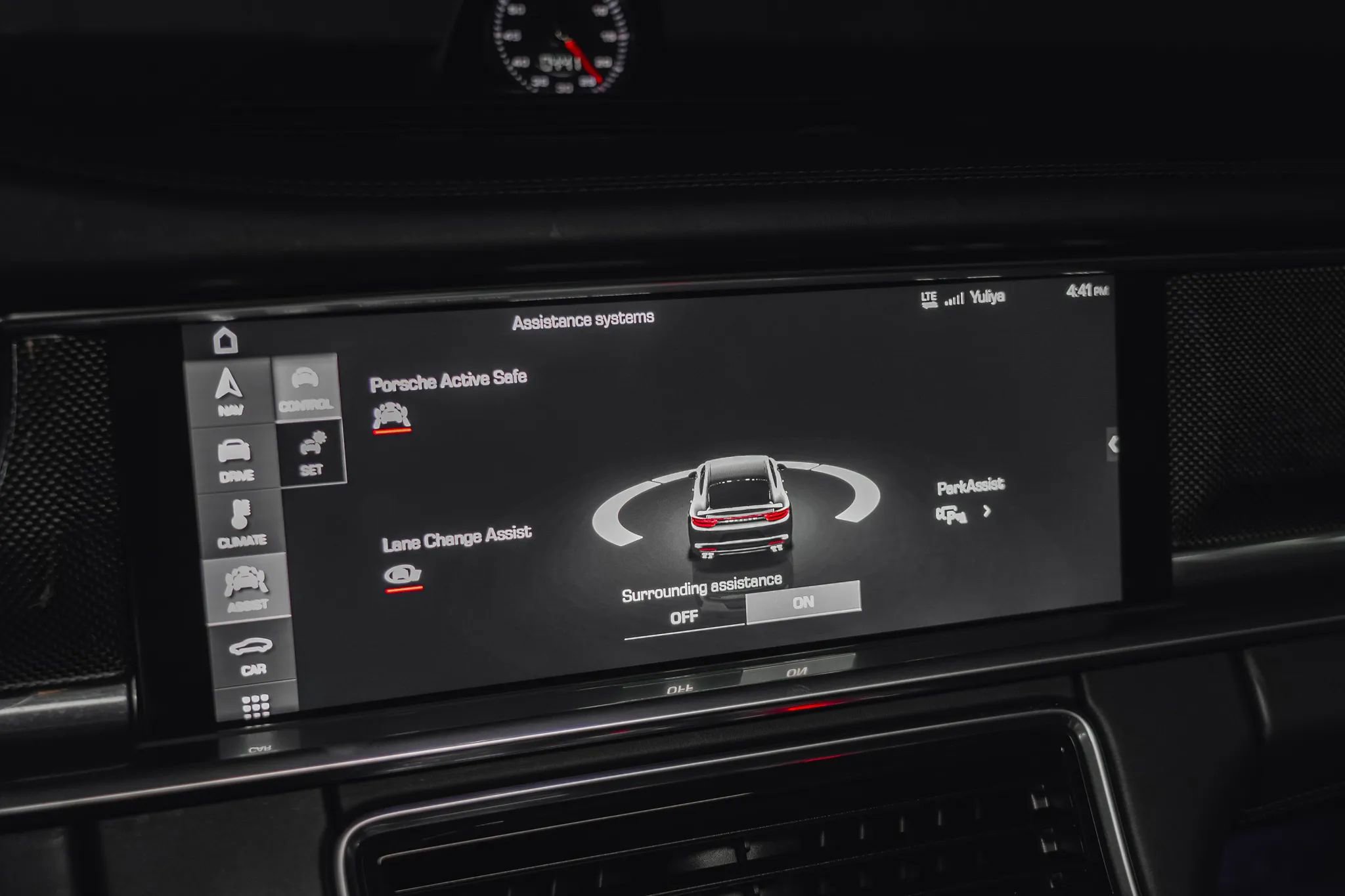 Used 2017 Porsche Panamera Turbo image 74