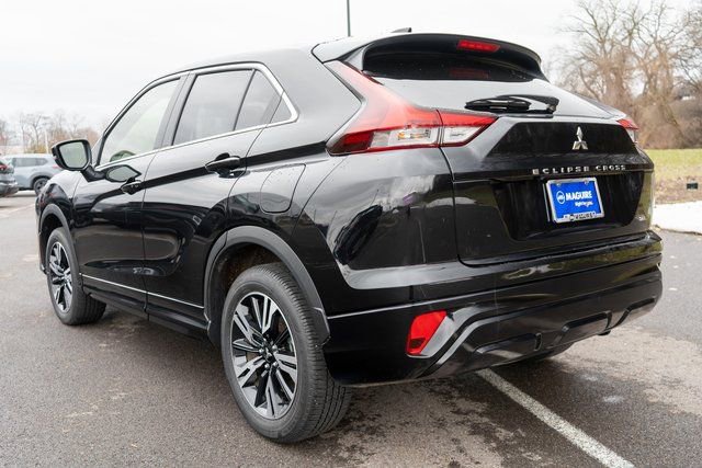 Used 2025 Mitsubishi Eclipse Cross Black Edition image 8