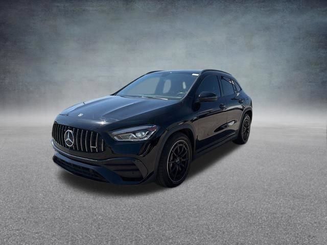 Used 2021 Mercedes-Benz GLA 35 AMG 4MATIC image 4
