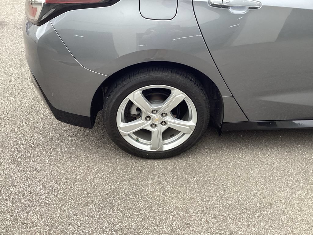 Used 2019 Chevrolet Volt LT w/ Comfort Package FWD image 26