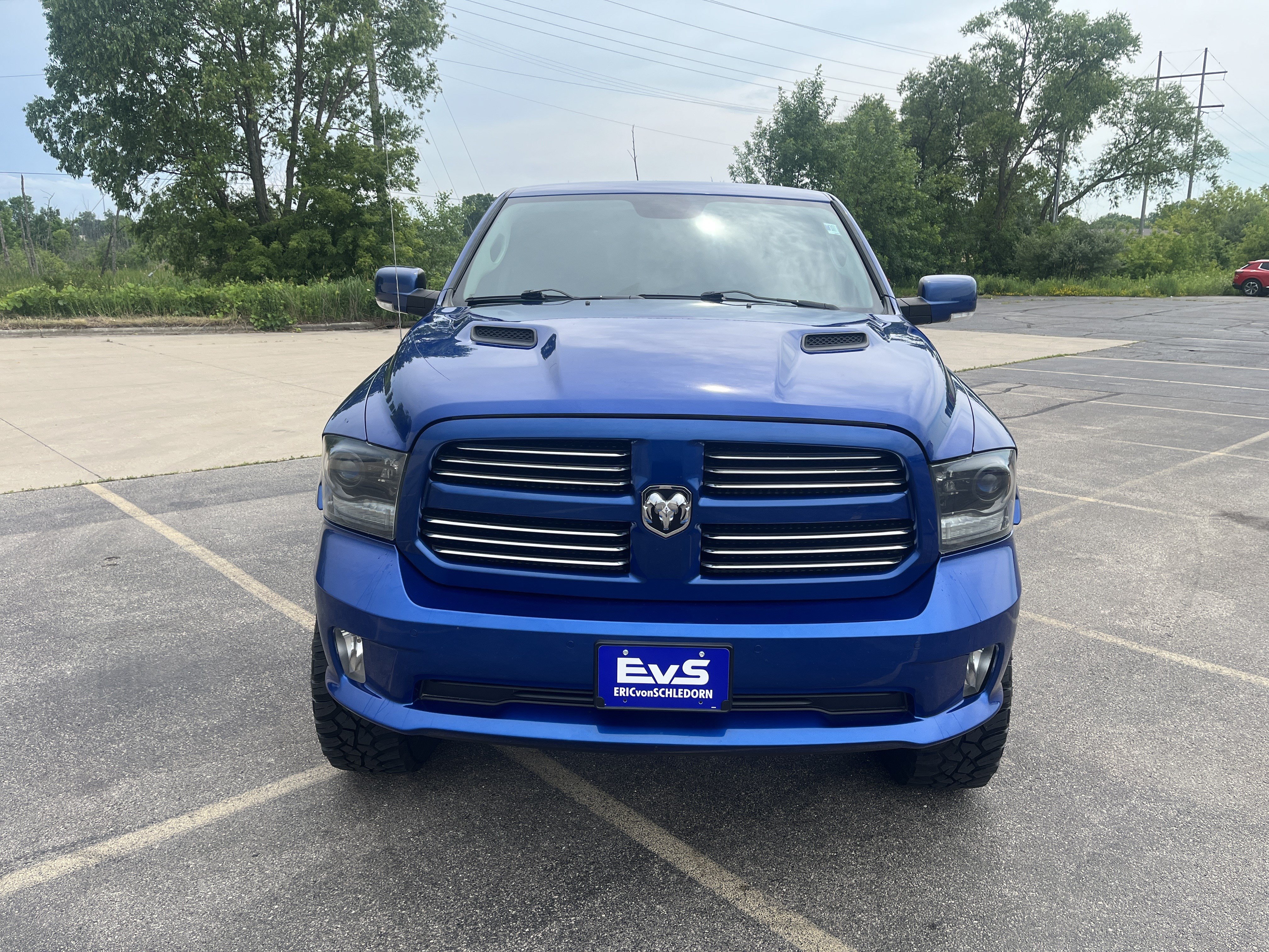 Used 2015 RAM 1500 Sport w/ Convenience Group AWD/4WD image 2