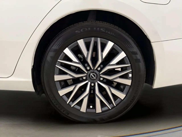 Used 2026 Nissan Altima 2.5 SV FWD image 91