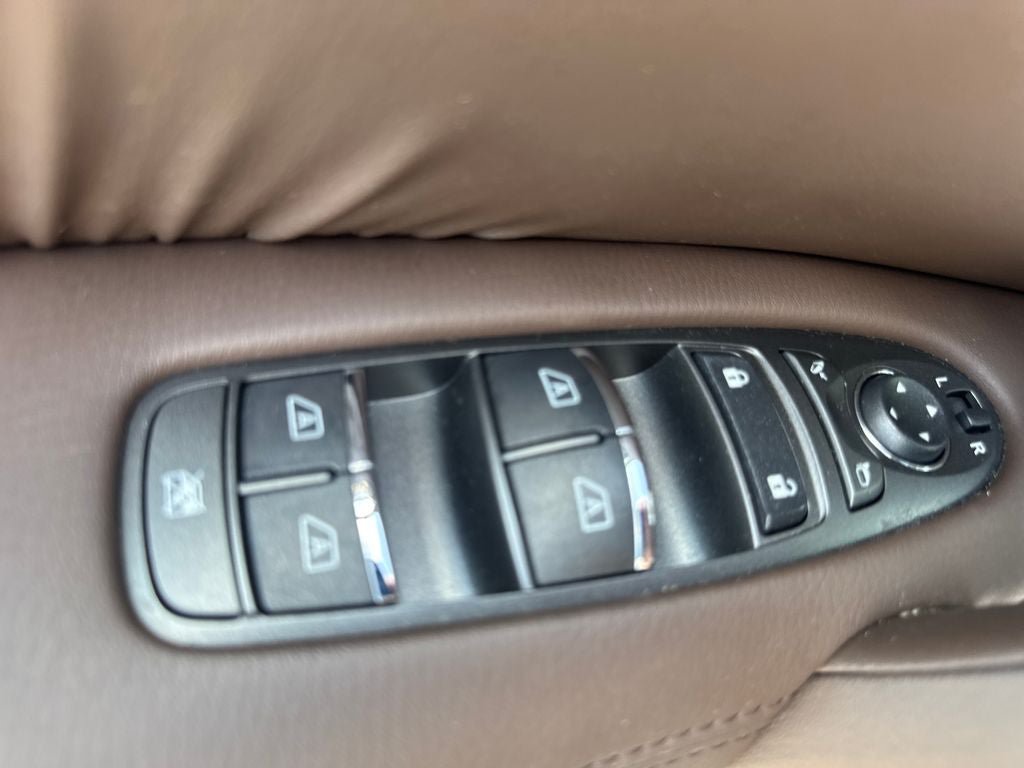 Used 2024 Nissan Armada Platinum w/ Captain's Chairs Package AWD/4WD image 22