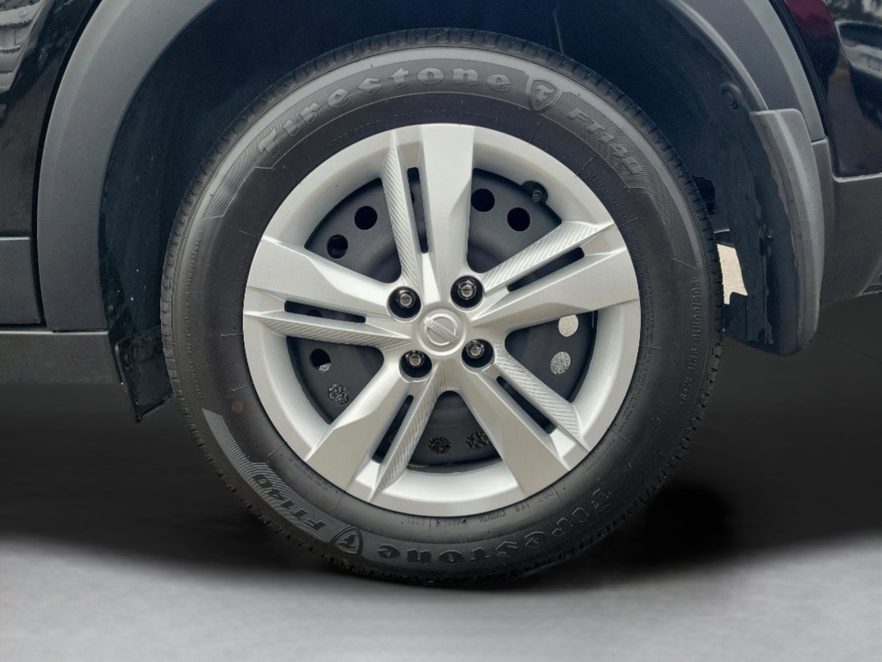 Used 2025 Nissan Kicks Play S image 11