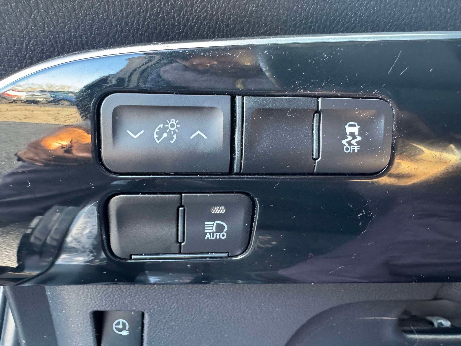 Certified 2021 Toyota Prius Prime XLE image 26