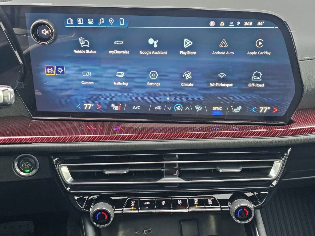 New 2026 Chevrolet Traverse Z71 w/ LPO, Floor Liner Package image 13