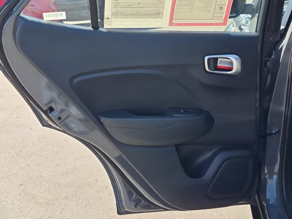 Used 2026 Hyundai Venue SEL FWD image 27