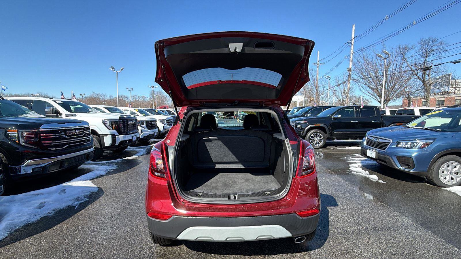 Used 2022 Buick Encore Preferred w/ Safety Package image 10
