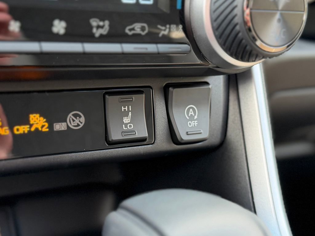 New 2025 Toyota RAV4 XLE w/ Convenience Package image 17