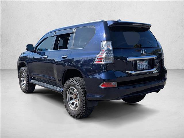 Used 2023 Lexus GX 460 Premium w/ Premium Package image 7