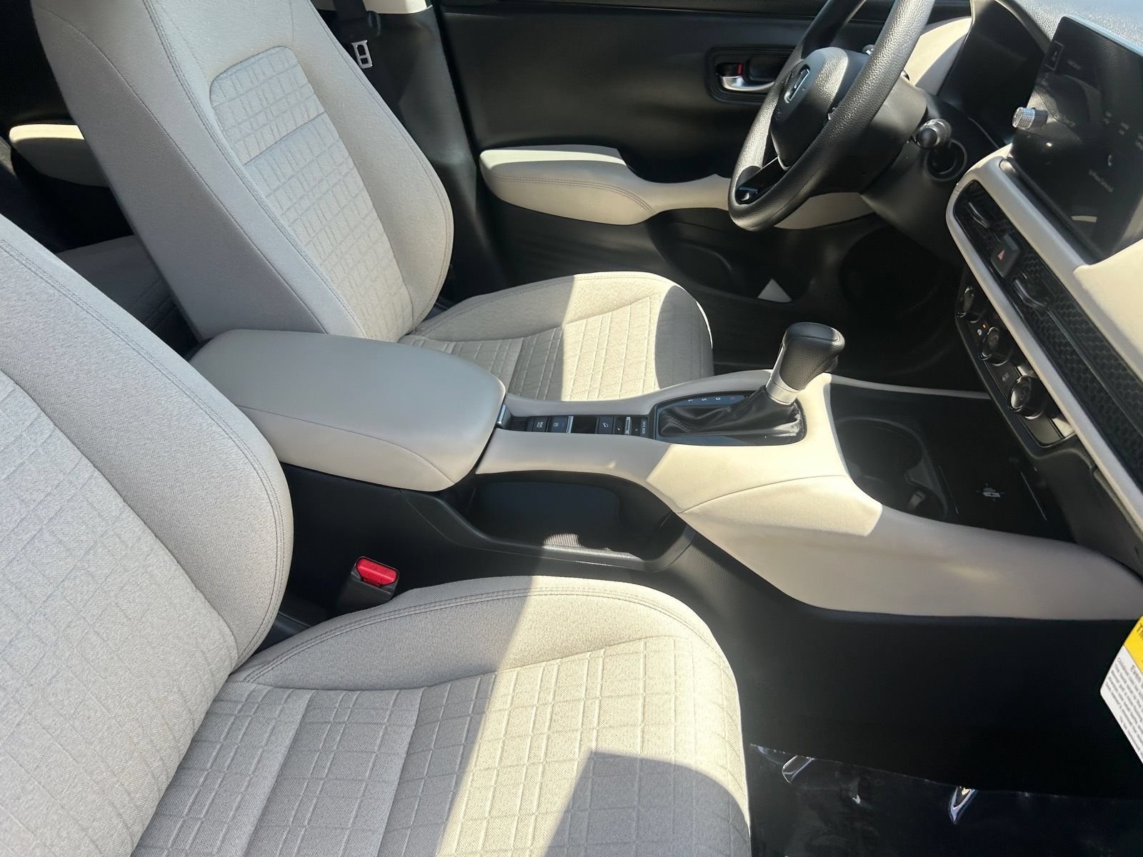 Certified 2026 Honda HR-V LX image 13