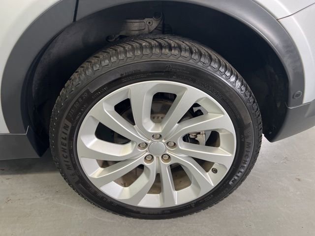 Used 2021 Land Rover Discovery Sport SE image 29