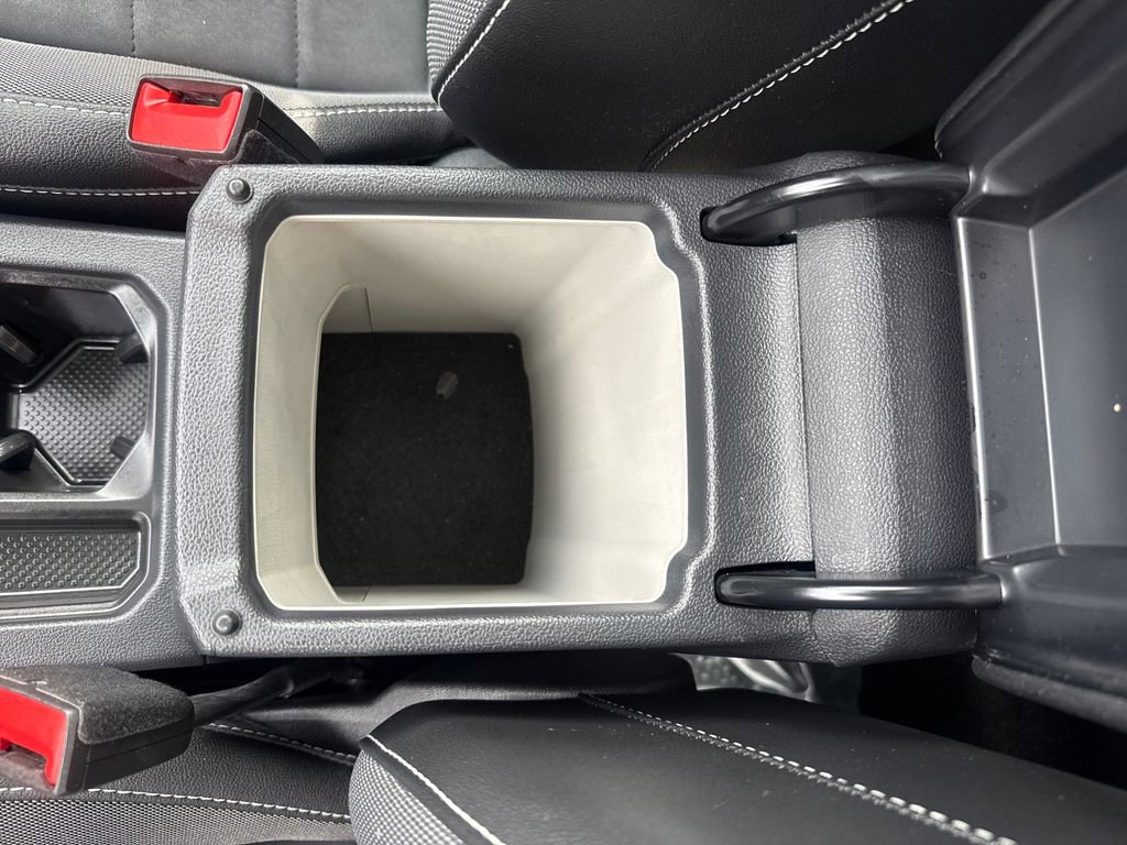 Used 2023 Volkswagen Taos SE w/ Panoramic Sunroof Package image 26