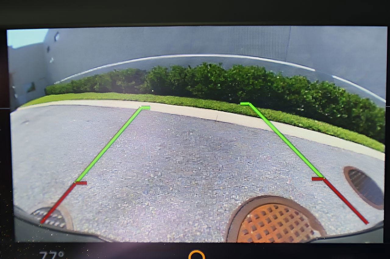 Used 2026 McLaren 750S Spider image 28