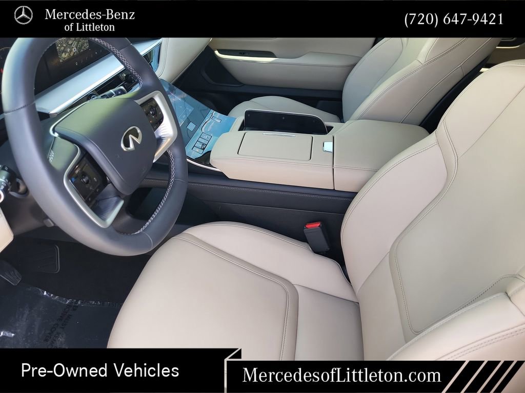 Used 2025 INFINITI QX80 Pure AWD/4WD image 12