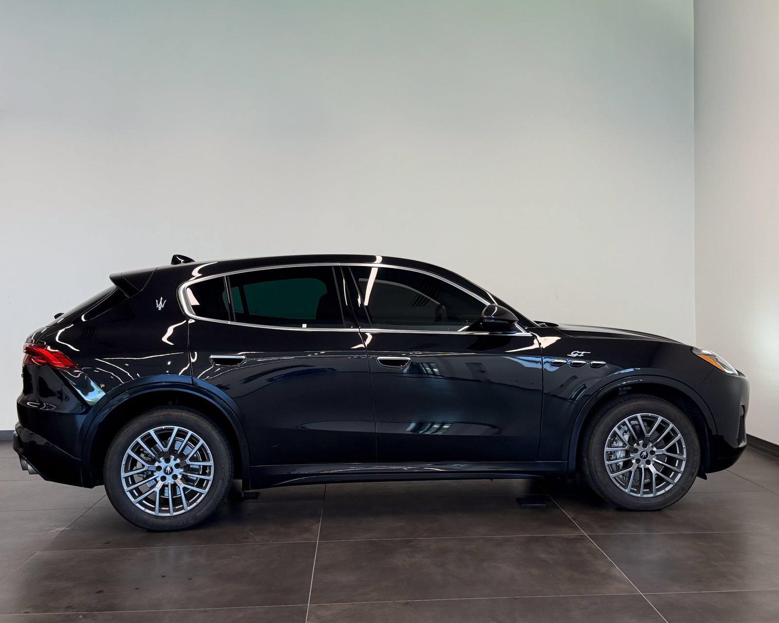 Used 2024 Maserati Grecale GT AWD/4WD image 7