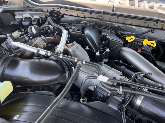 Used 2019 Ford F250 Lariat w/ Lariat Value Package image 32