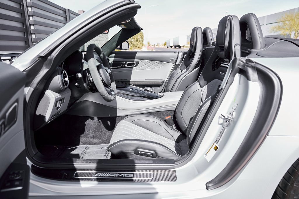 Used 2020 Mercedes-Benz AMG GT R image 44