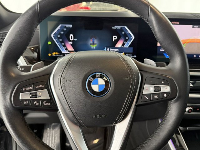 Used 2025 BMW X5 xDrive50e AWD/4WD image 14
