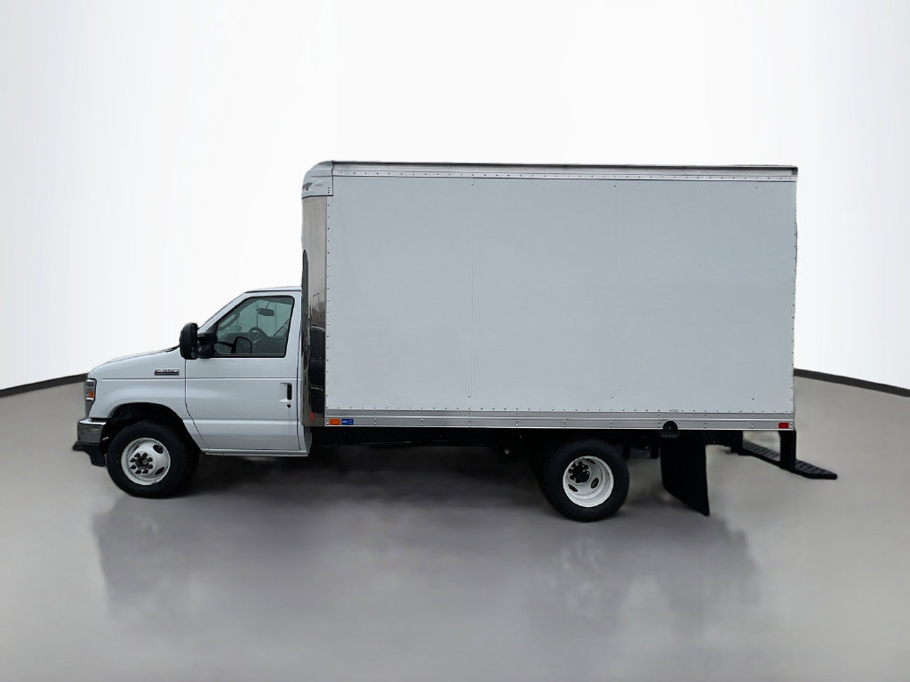 New 2025 Ford E-350 and Econoline 350 Super Duty w/ Interior Upgrade Package RWD image 6