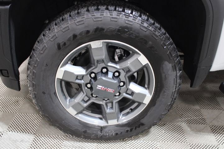 New 2026 GMC Sierra 2500 SLT w/ SLT Premium Package image 40