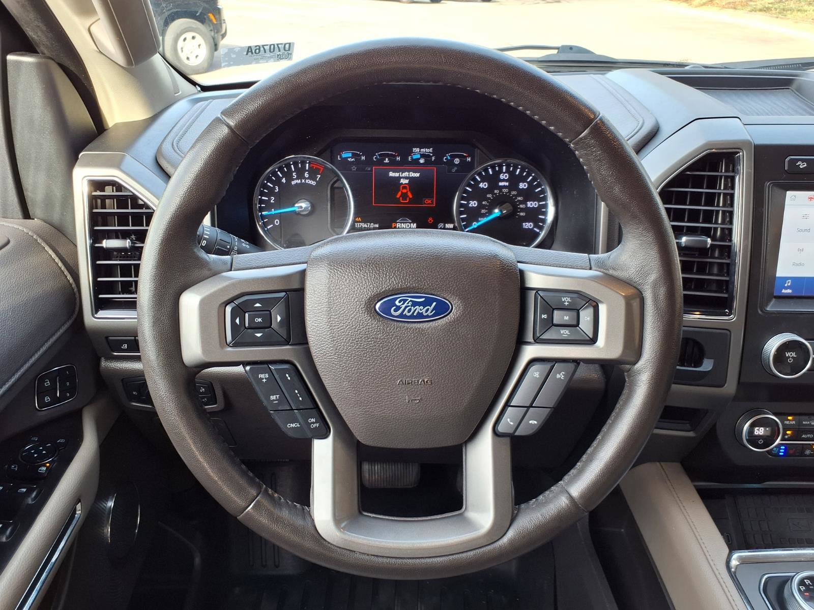 Used 2021 Ford Expedition Max XLT image 16