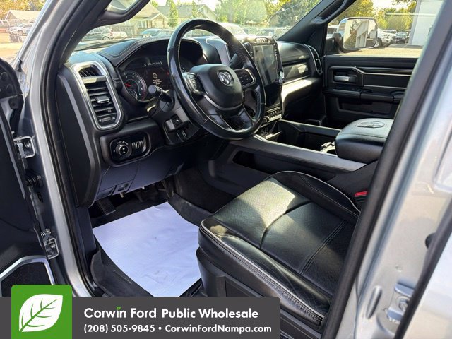 Used 2022 RAM 3500 Laramie AWD/4WD image 13