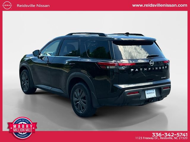 Used 2023 Nissan Pathfinder SV w/ SV Premium Package AWD/4WD image 4