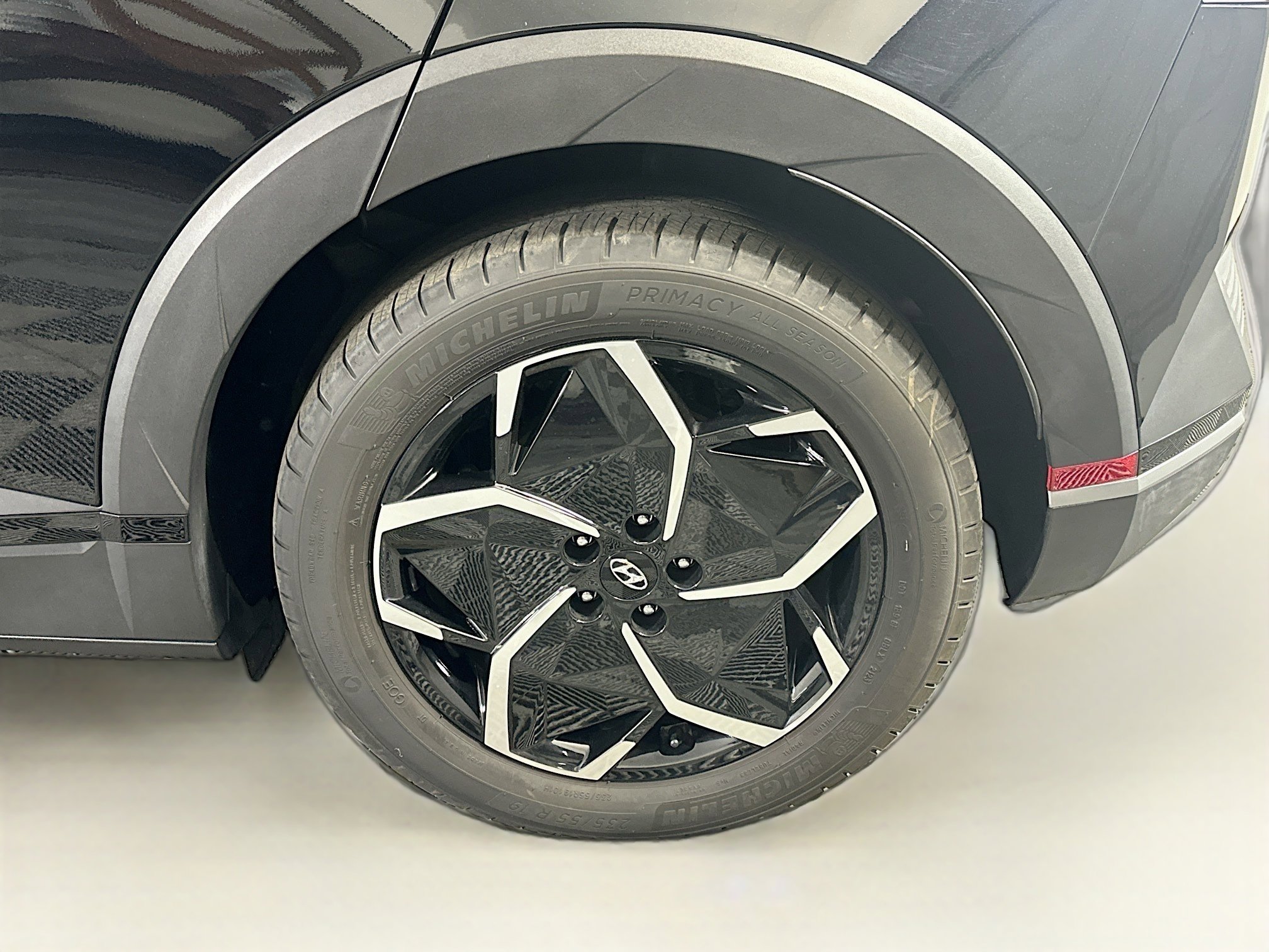 Used 2024 Hyundai Ioniq 5 SEL image 11