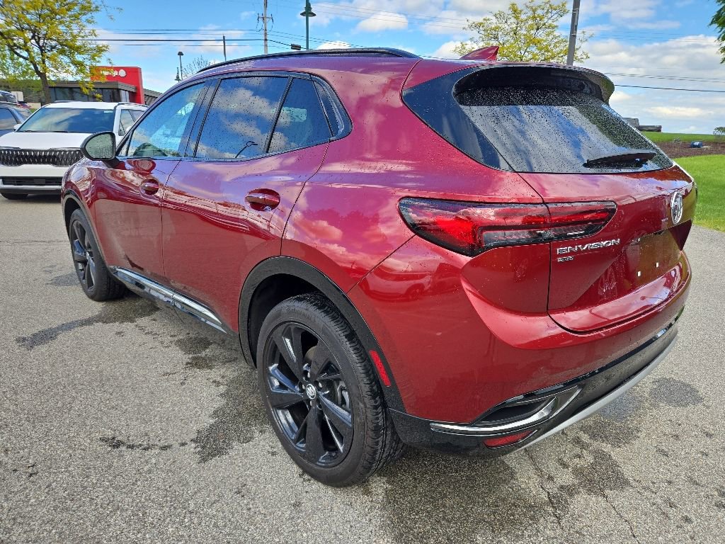Used 2023 Buick Envision Essence w/ Sport Touring Package AWD/4WD image 8