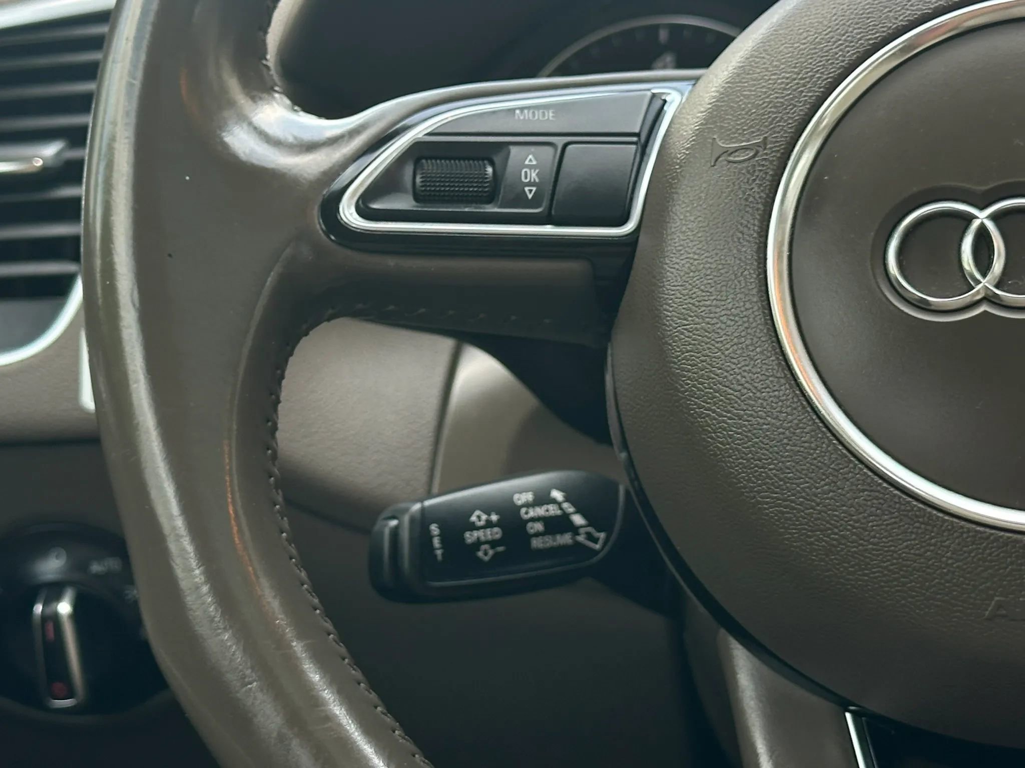 Used 2016 Audi Q5 TDI Premium Plus w/ Technology Package image 28